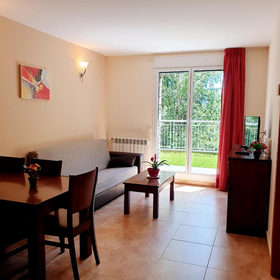Aparthotel Rialb El Serrat Ngoại thất bức ảnh